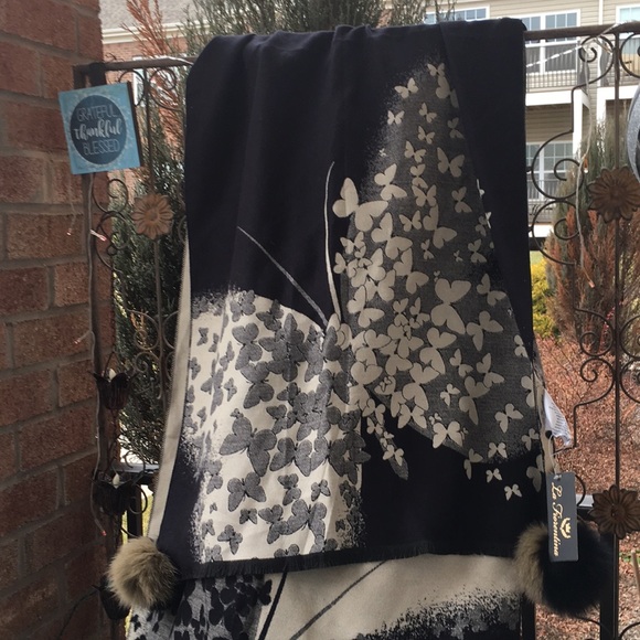 La fiorentina bulk/ivory 100 percent real fox dyed - Picture 2 of 4